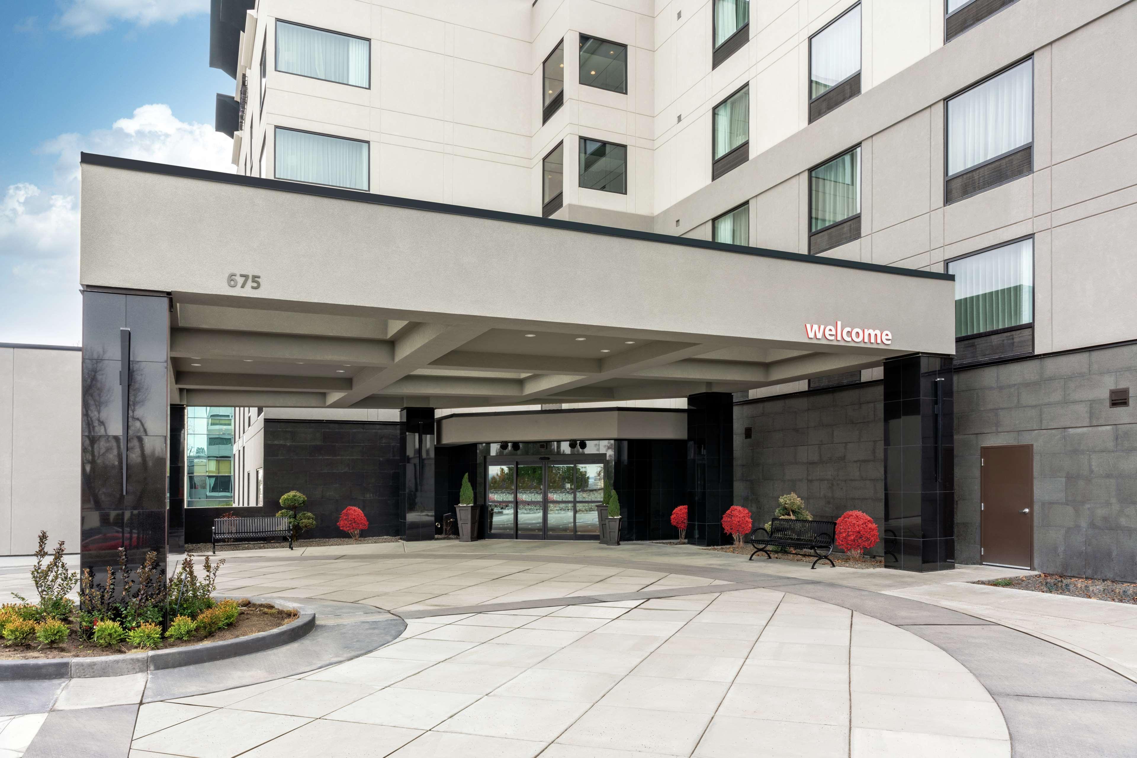Hampton Inn & Suites Spokane Downtown-South Экстерьер фото