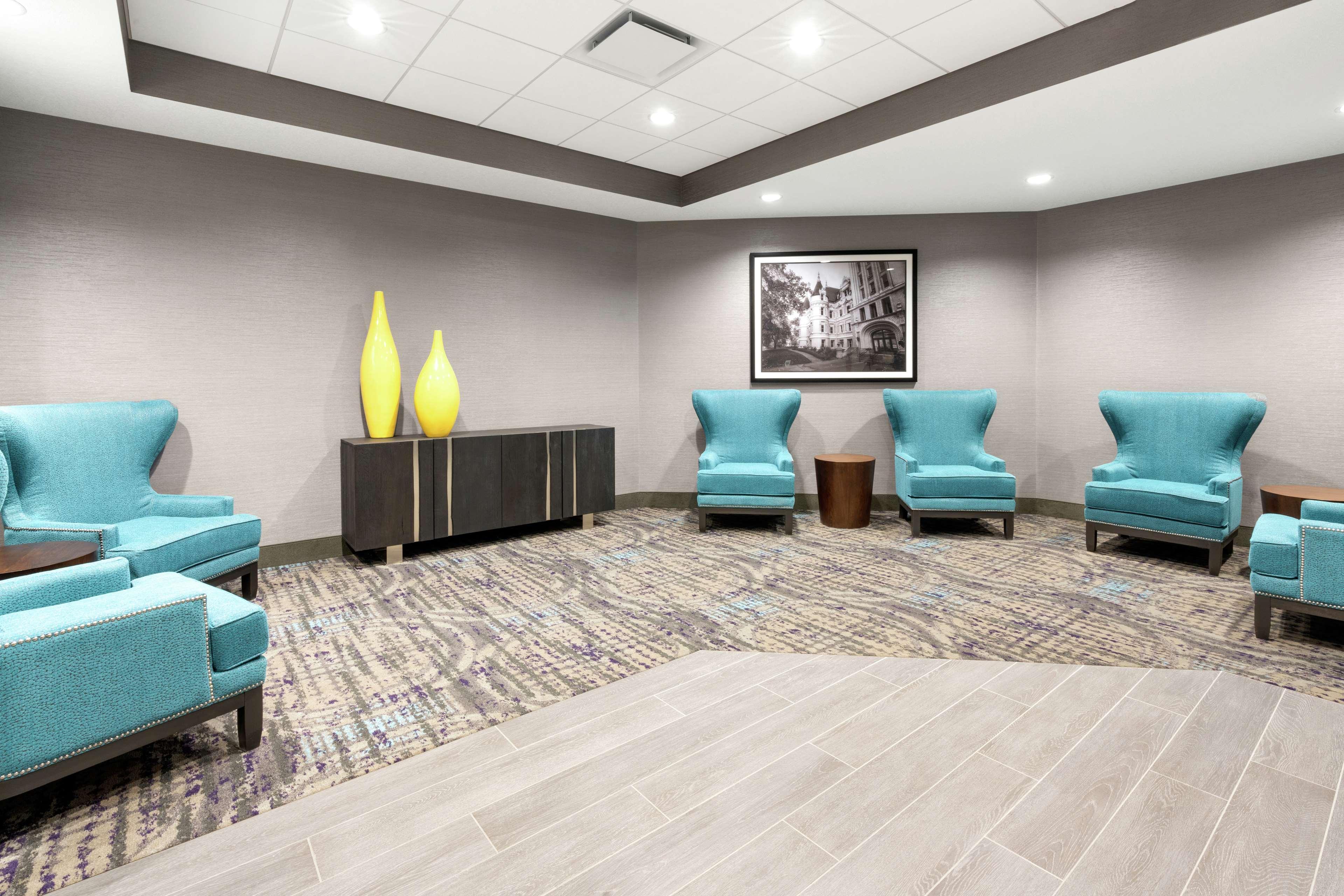 Hampton Inn & Suites Spokane Downtown-South Экстерьер фото