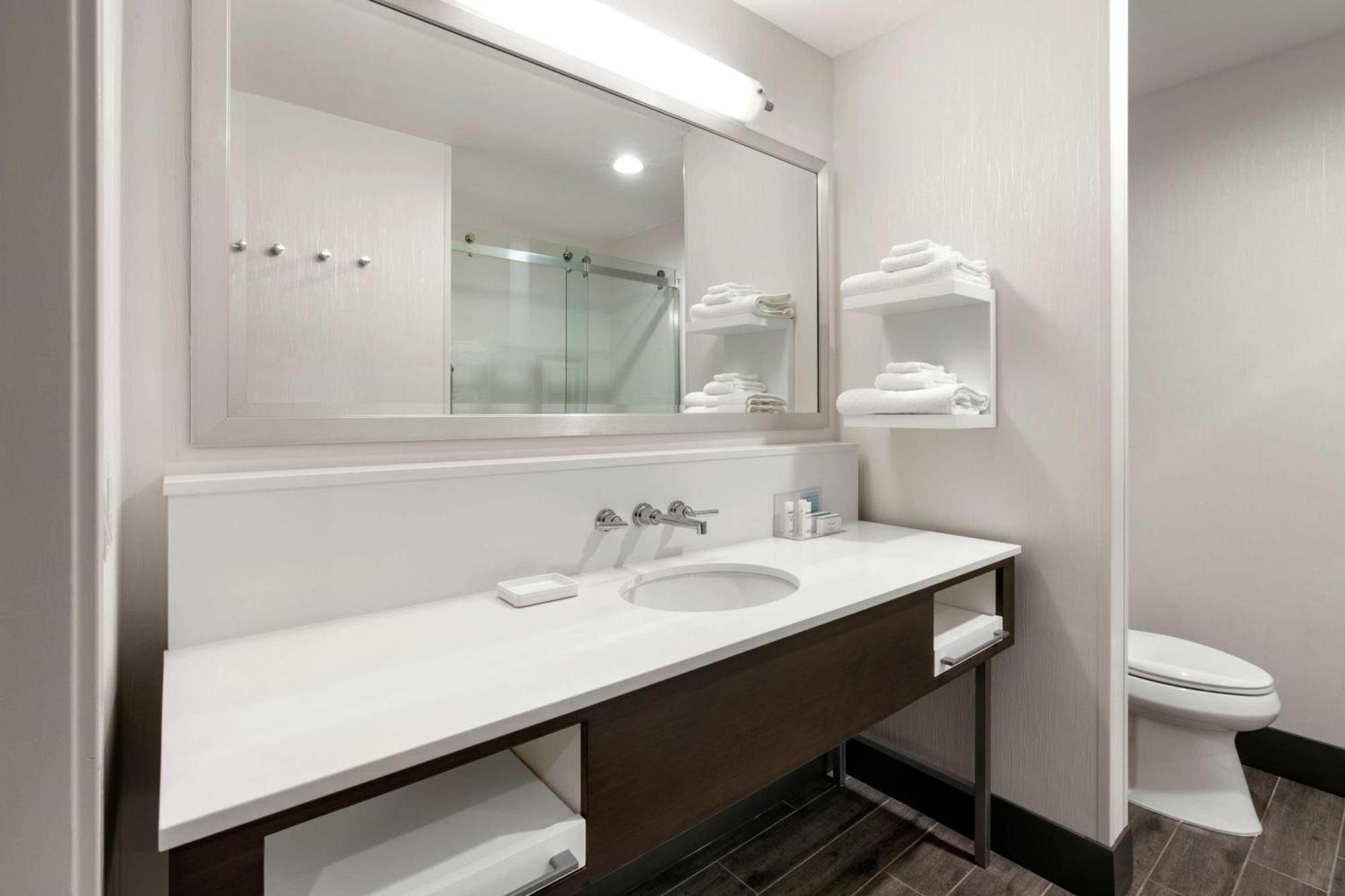 Hampton Inn & Suites Spokane Downtown-South Экстерьер фото