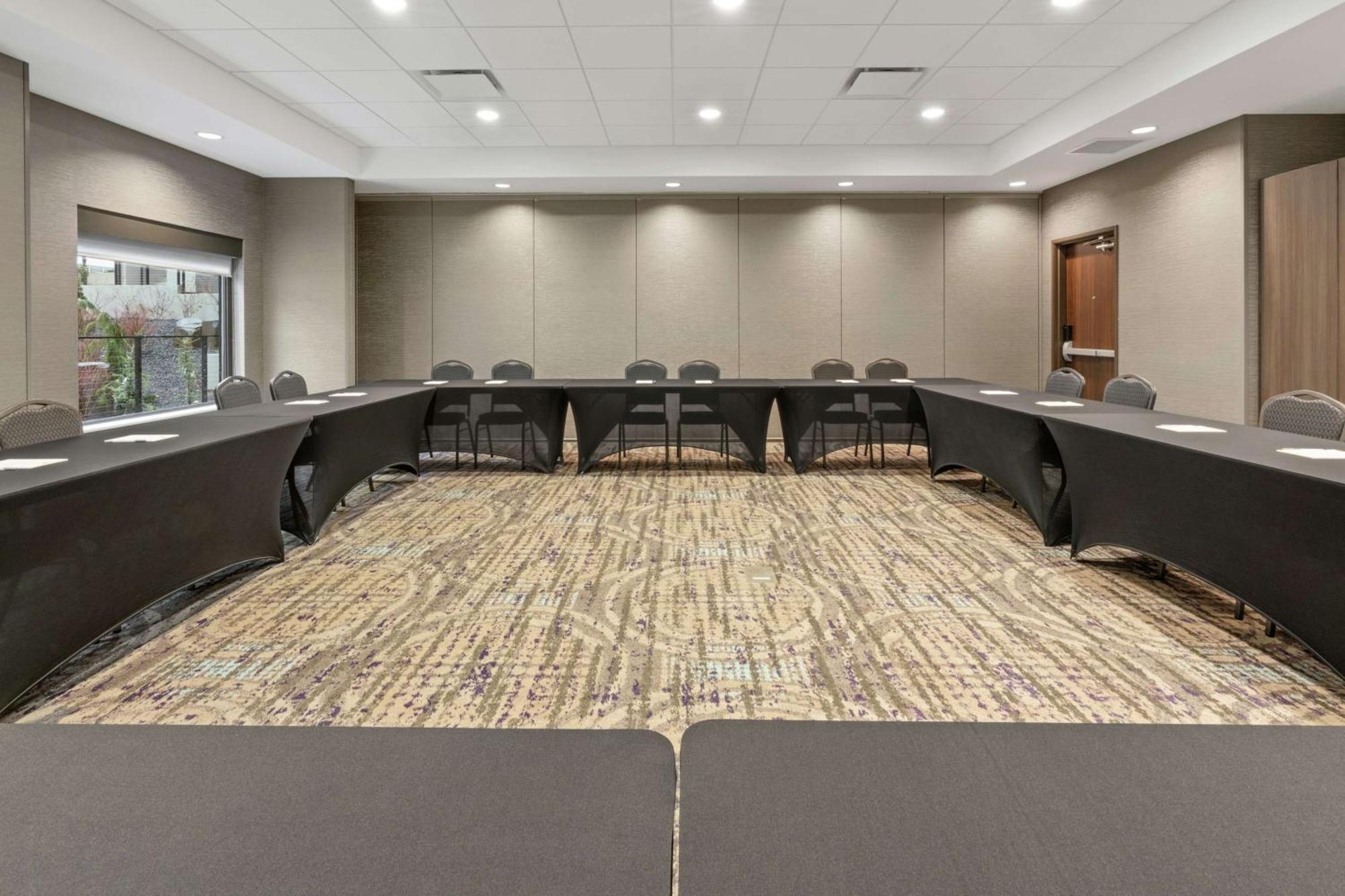 Hampton Inn & Suites Spokane Downtown-South Экстерьер фото