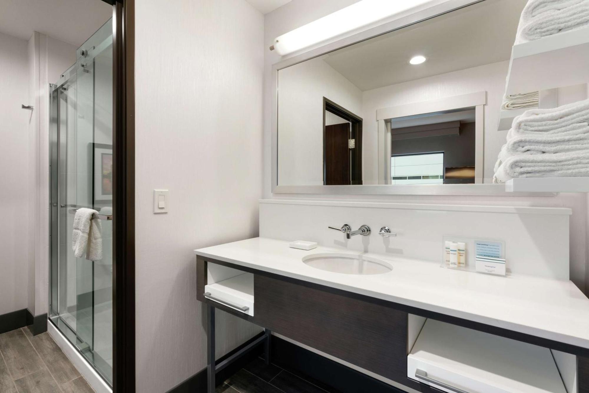 Hampton Inn & Suites Spokane Downtown-South Экстерьер фото
