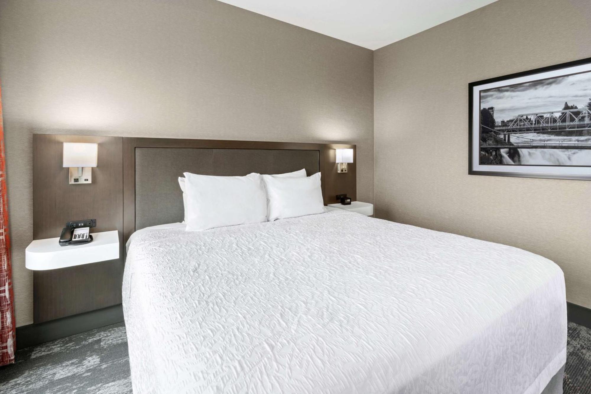 Hampton Inn & Suites Spokane Downtown-South Экстерьер фото