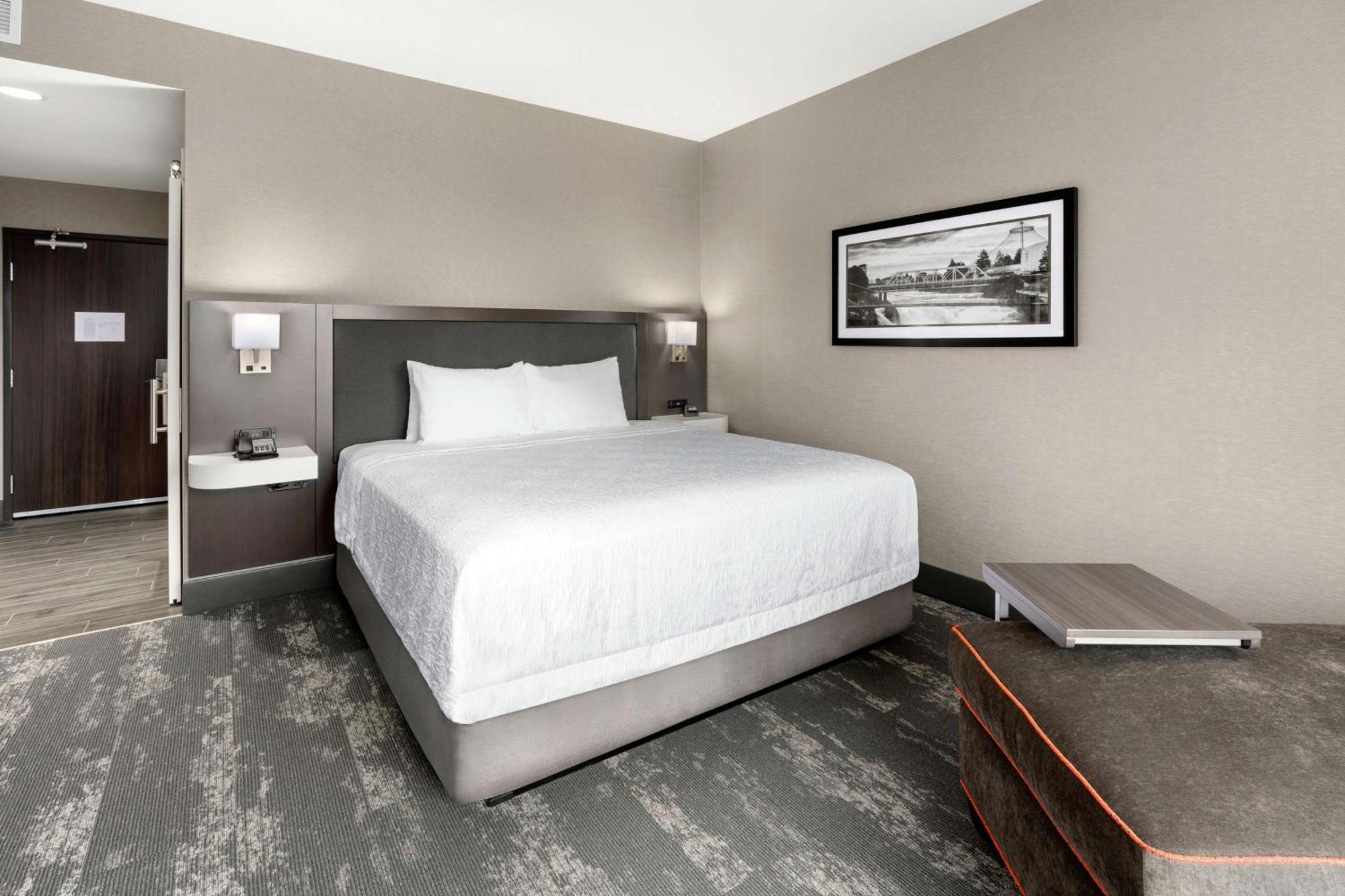 Hampton Inn & Suites Spokane Downtown-South Экстерьер фото