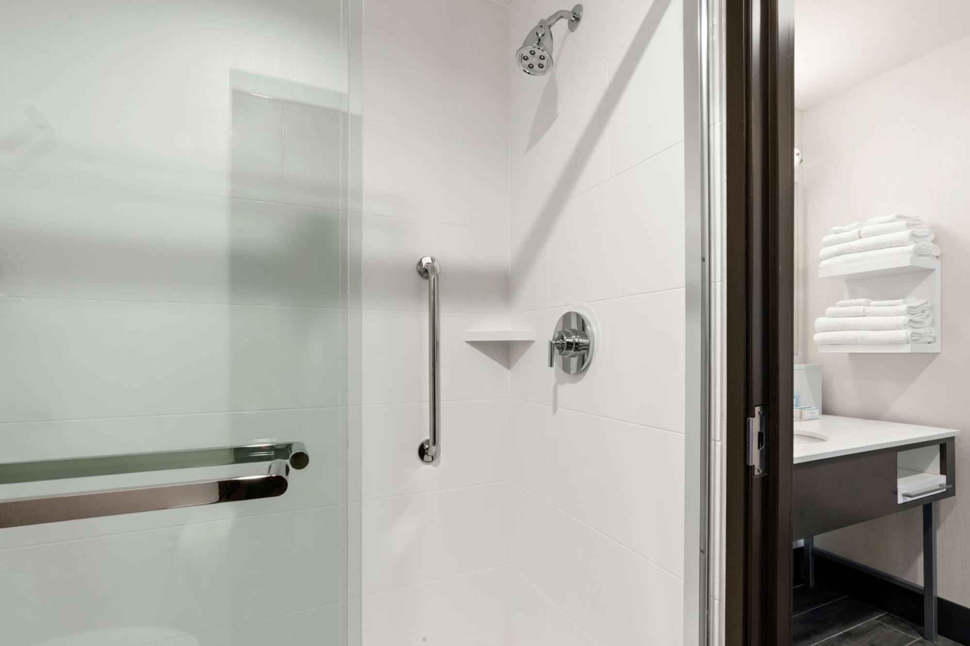 Hampton Inn & Suites Spokane Downtown-South Экстерьер фото